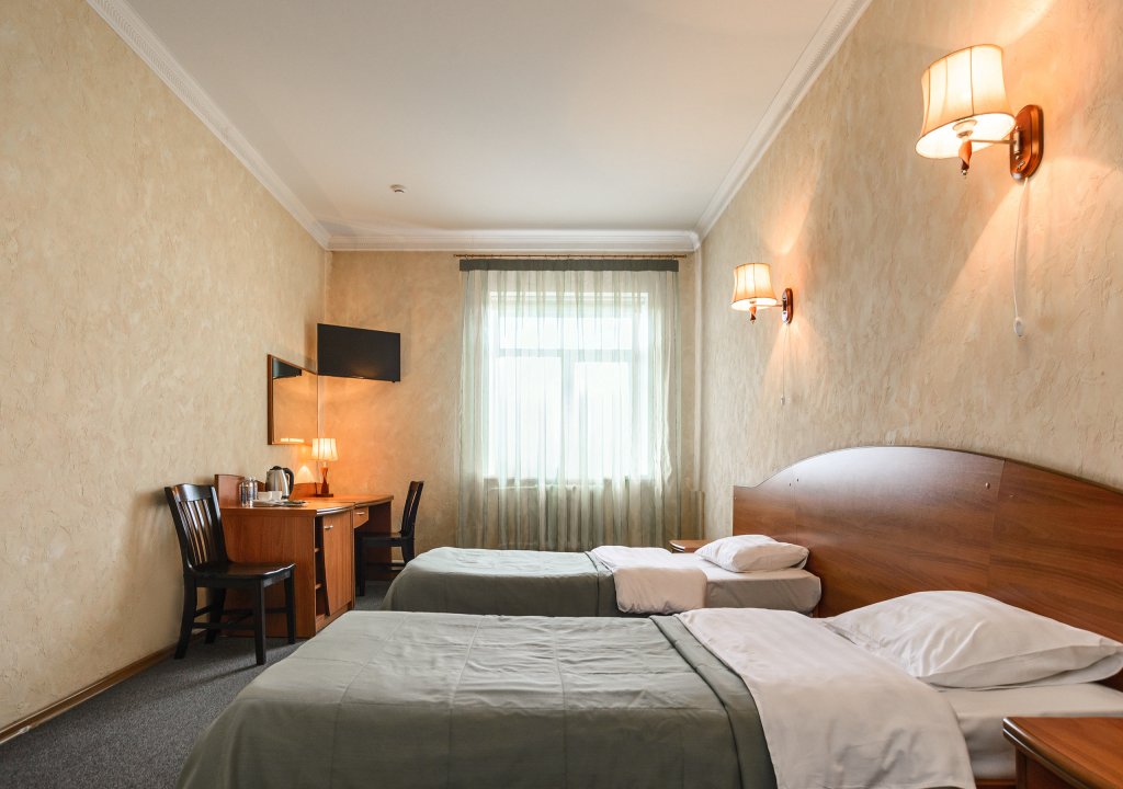 Фото Отель 6-12-24