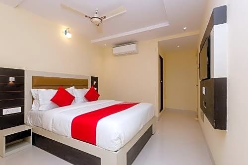 Фото Capital O 29143 Embassy Suites