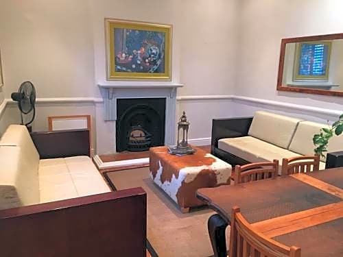 Фото The Charles Cafe & Rooms