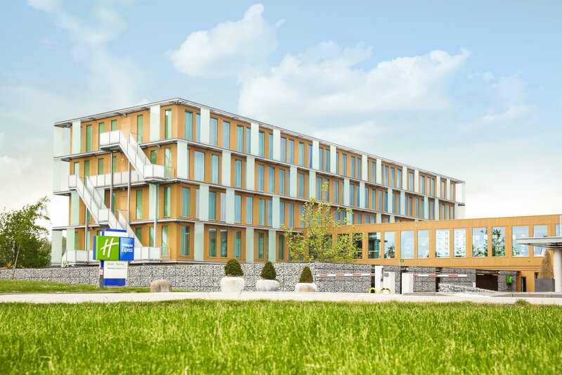 Гостиница Holiday Inn Express Utrecht - Papendorp, an Ihg Hotel в Утрехте