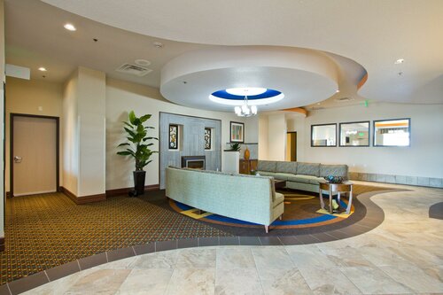 Гостиница Holiday Inn Express Hotel & Suites Denver East-Peoria Street, an Ihg Hotel