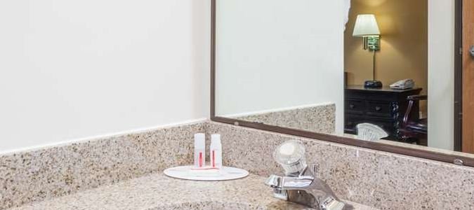 Фото Super 8 by Wyndham Imlay City