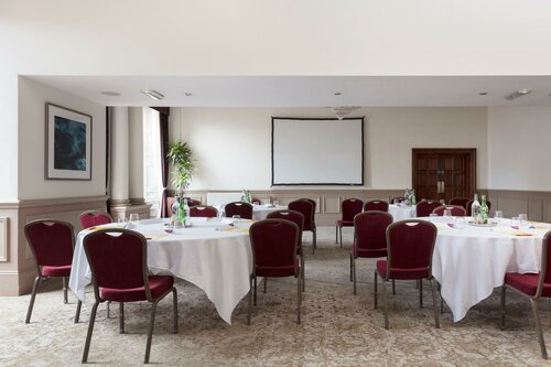 Гостиница voco Edinburgh Royal Terrace by IHG в Эдинбурге
