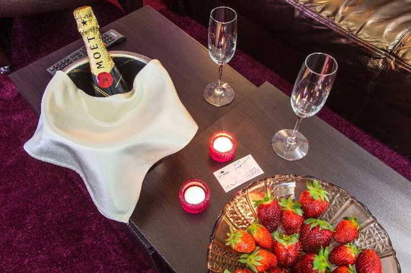 Фото Art Plaza Hotel