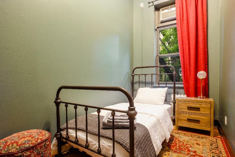 Фото Lamartine Chelsea