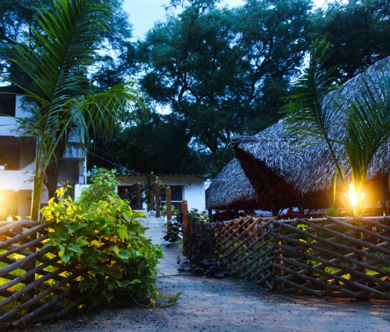 Фото отеля 2