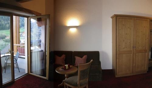 Фото Hotel Garni Lawens