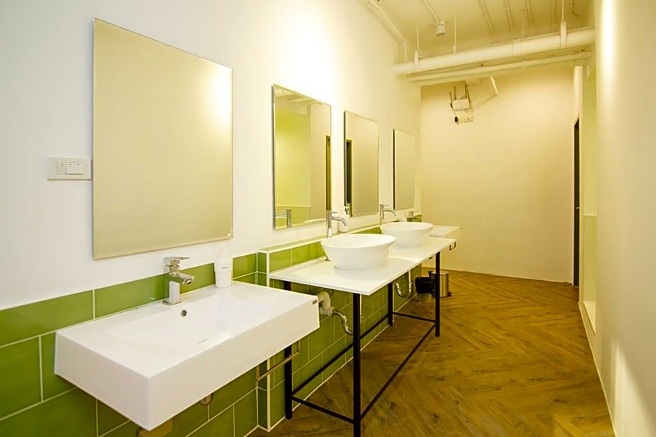 Фото Folk Poshtel Asok