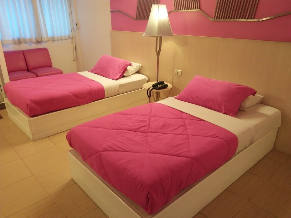 Фото Highway Hotel