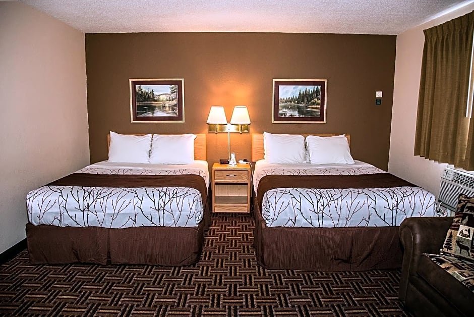 Фото Americas Best Value Inn and Suites Detroit Lakes