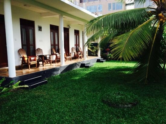 Hotel Hasaranga Holiday House, Hikkaduwa, photo