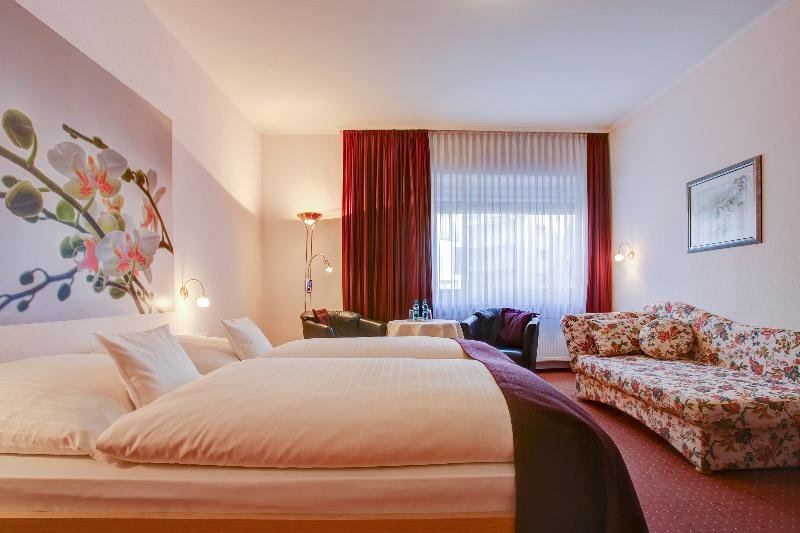 Фото Centro Hotel Consul Kiel by Ina