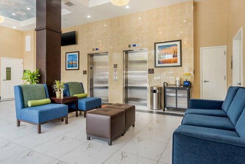 Гостиница Comfort Inn New York Long Island City в Нью-Йорке