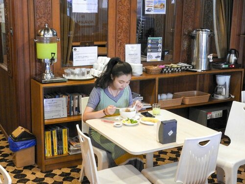 Гостиница Backpacker Hostel - Adults Only в Янгоне