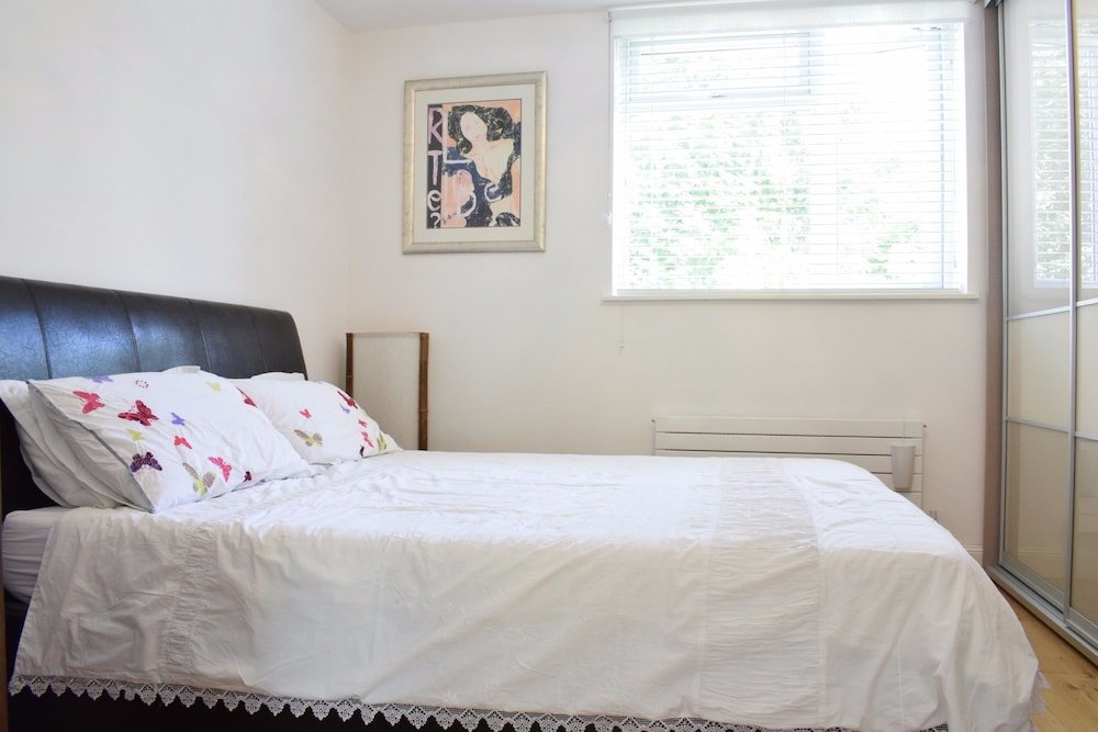 Фото Cosy 1 Bedrooom in Fabulous Location