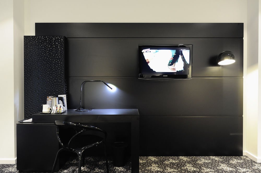 Фото Kyriad Prestige Perpignan Centre Del Mon