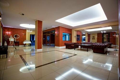 Гостиница Hotel Gold в Дембице