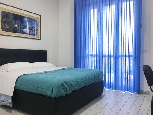 Гостиница Top Floor Napoli в Неаполе