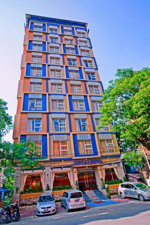 Фото The Hotel Nova