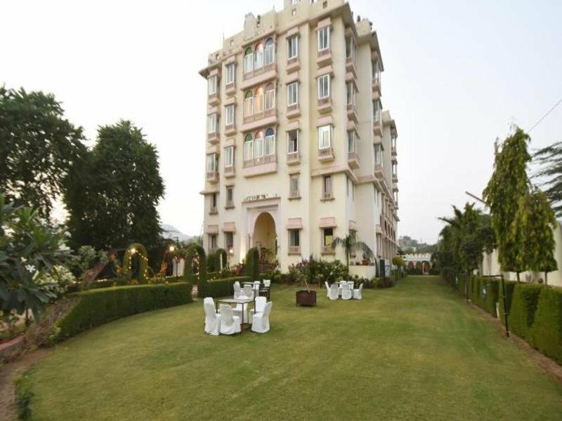 Hotel Satyam Palace