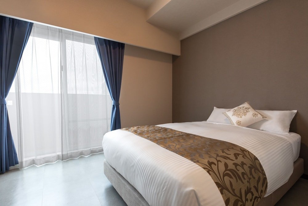 Фото Mr. Kinjo in Grand Blue Chatan