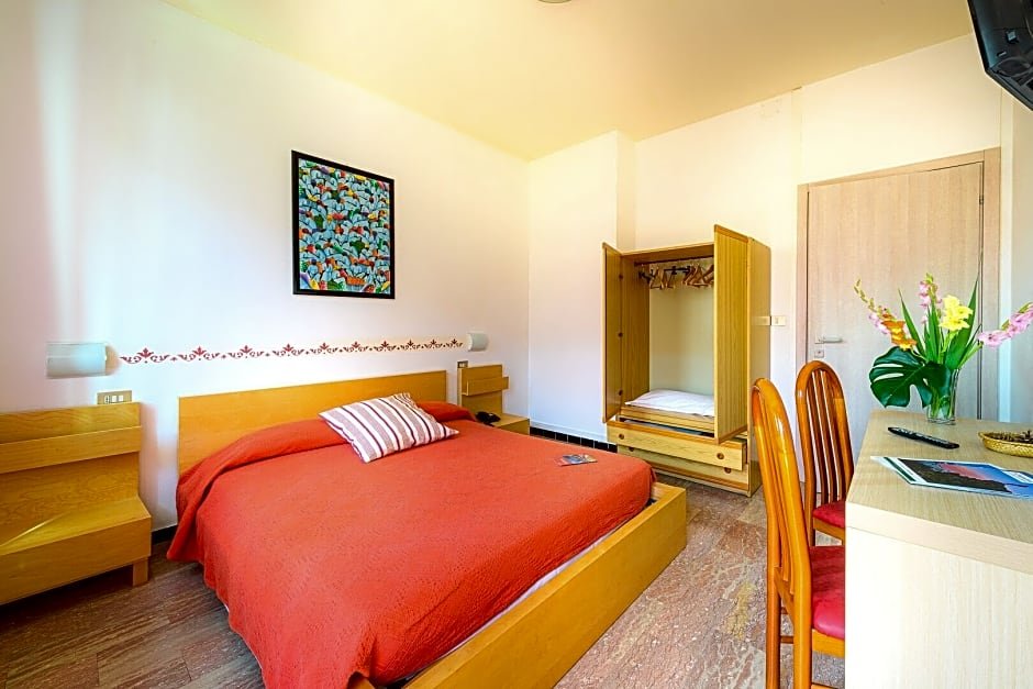 Фото Hotel la Rotonda