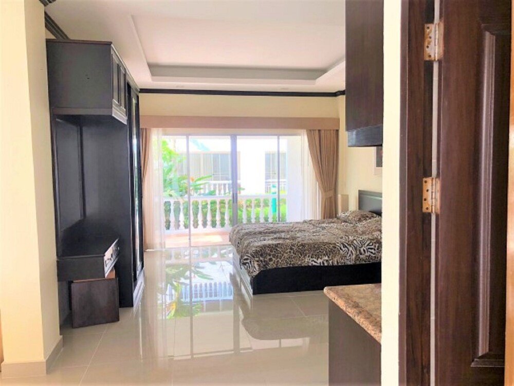 Фото Large Studio Apartment at Baan Suan Beautifull Garden Resort