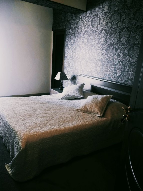 Фото Sanahin Bridge Hotel