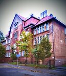Здание школы Шиллера (ulitsa Marshala Novikova, 5), atracción