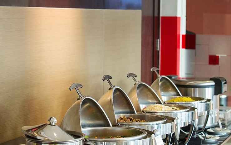 Фото Amaris Hotel Simpang Lima