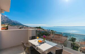 Nice Apartment in Baska Voda With Wifi and 1 Bedrooms
