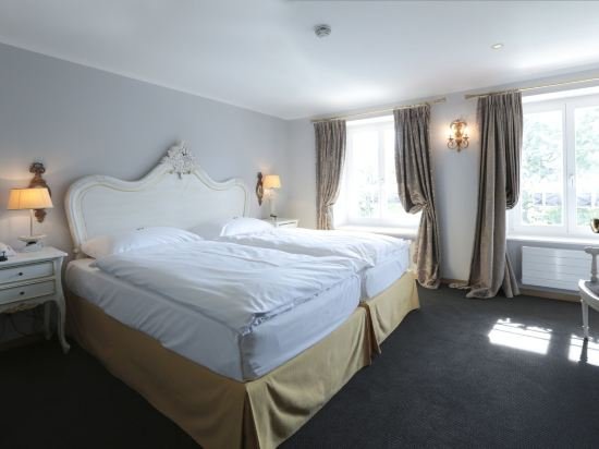 Фото Hotel La Prairie