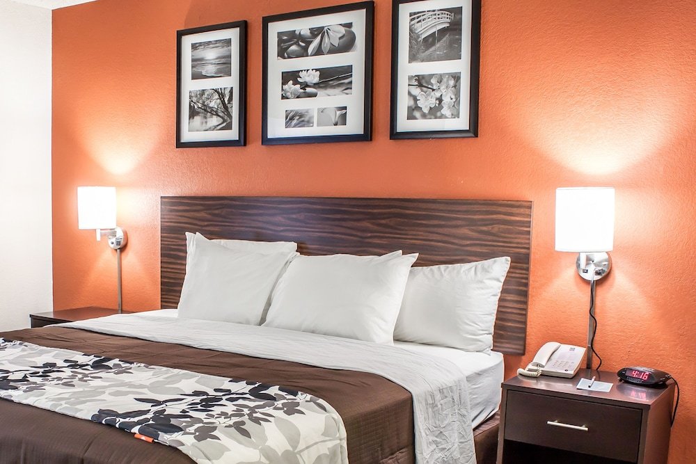 Фото Sleep Inn Arlington Near Six Flags