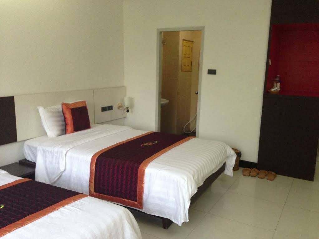 Фото Vientiane Chaleunxay Center Hotel