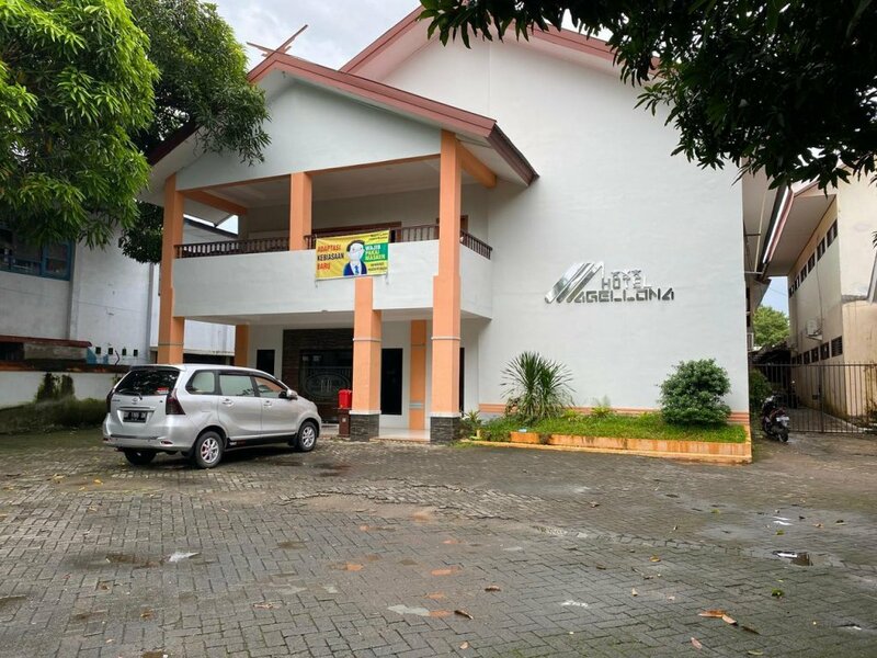 Гостиница Hotel Magellona Makassar в Макасаре