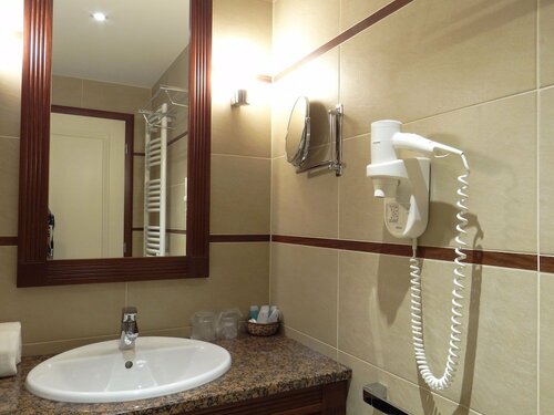 Гостиница Centrum Hotel Debrecen в Дебрецене