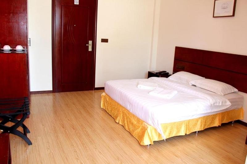 Фото Whiteshell Island Hotel & SPA