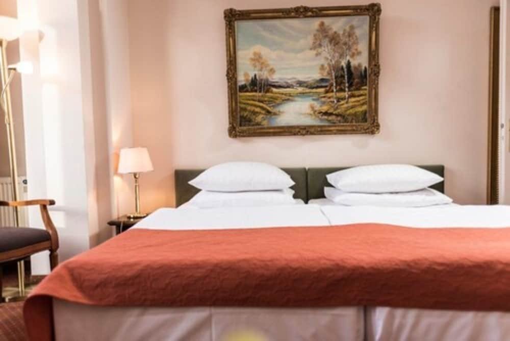 Фото Hotel Artushof