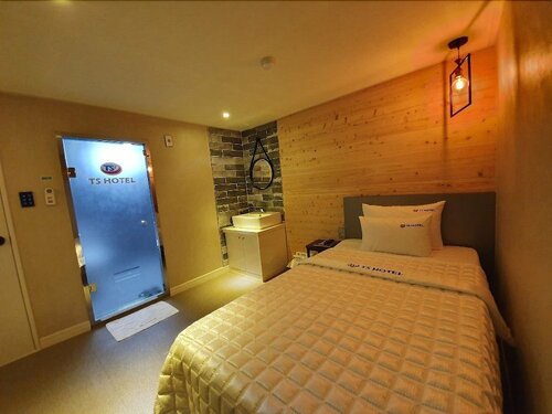 Гостиница TS Hotel в Пусане