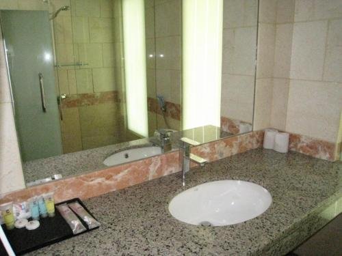 Фото Kemena Hotel