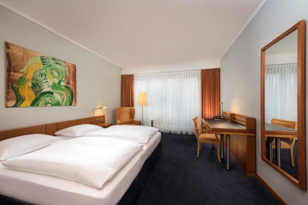 Фото Seminaris Avendi Hotel Potsdam