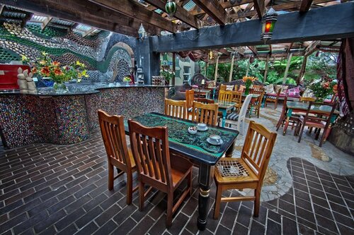 Гостиница The Rabbit Hole Hotel