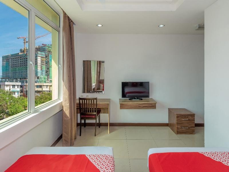 Фото Oyo 216 La Viva Hotel