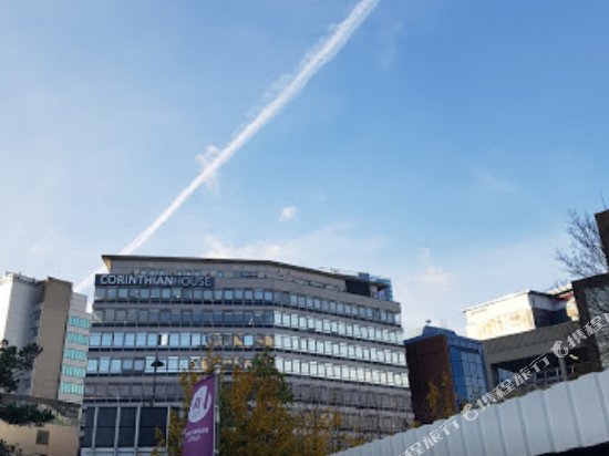 Фото Premier Inn London Croydon Town Centre