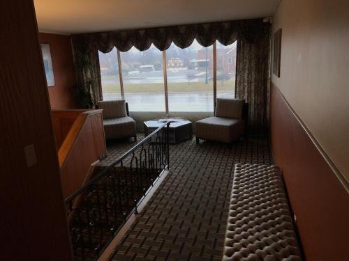 Фото Allen Park Motor Lodge