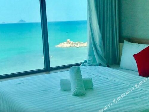Апартаменты Beach Front Oceanous Apartment в Нячанге