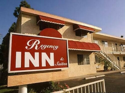 Гостиница Regency Inn & Suites в Дауни