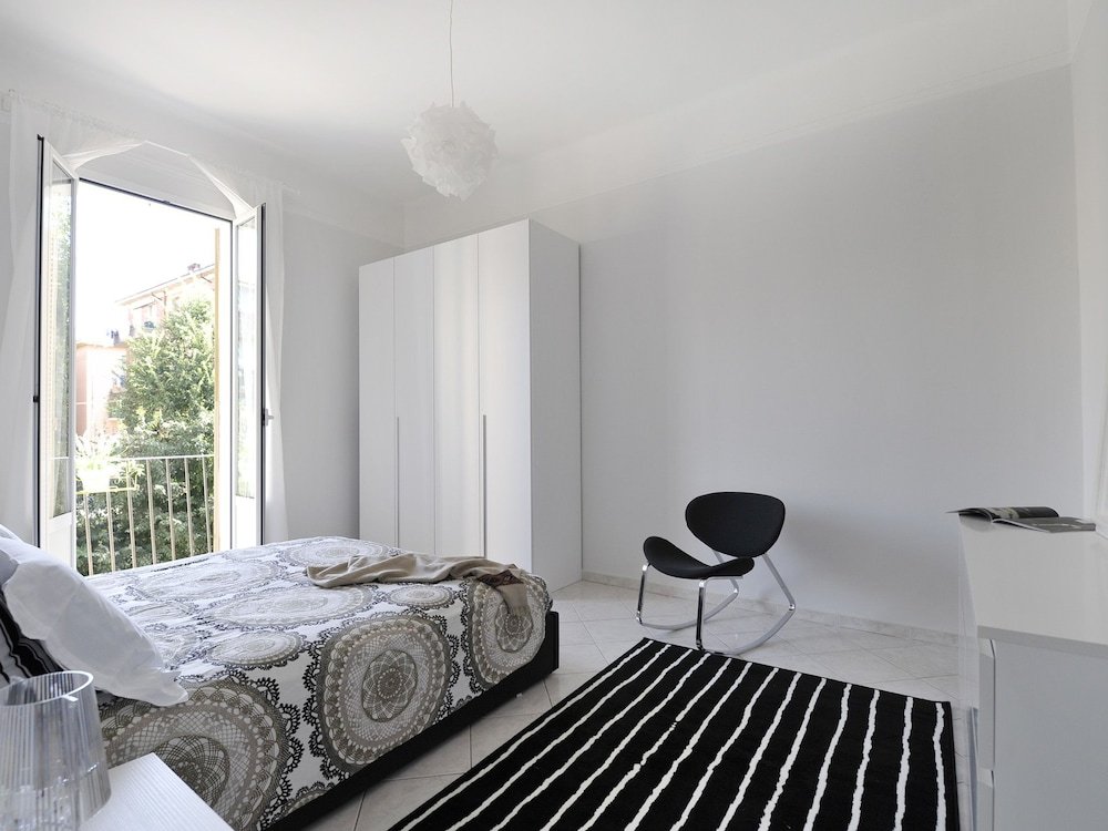 Фото Green Street Apartment