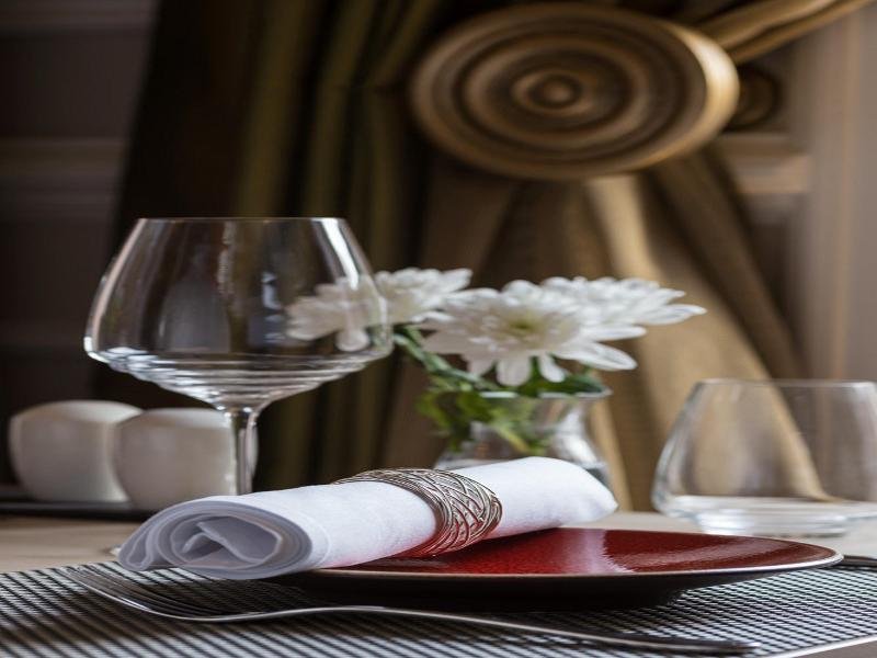 Фото St Paul's Hotel