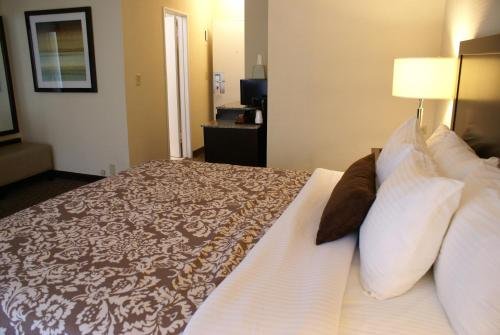 Фото Royal Palace Westwood